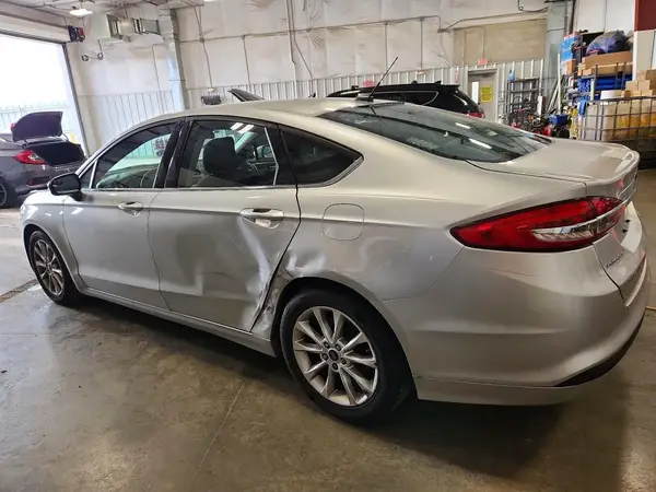 3FA6P0H79HR111493 2017 FORD FUSION - Image 2