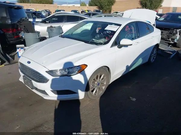 3FA6P0H79HR125183 2017 FORD FUSION - Image 2