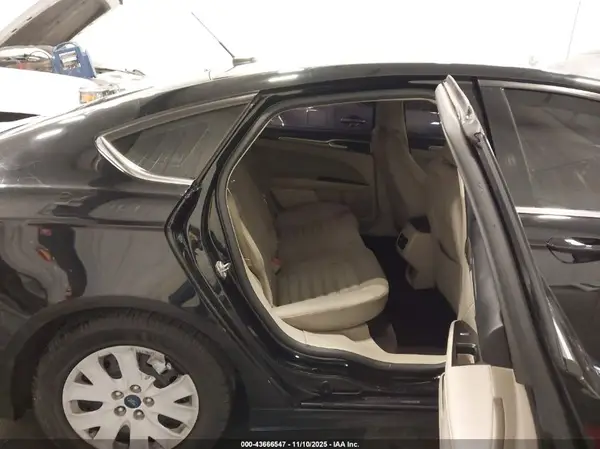 3FA6P0H79HR142906 2017 FORD FUSION - Image 8