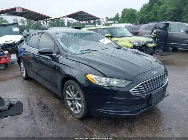 3FA6P0H79HR175971 2017 FORD FUSION - Image 1