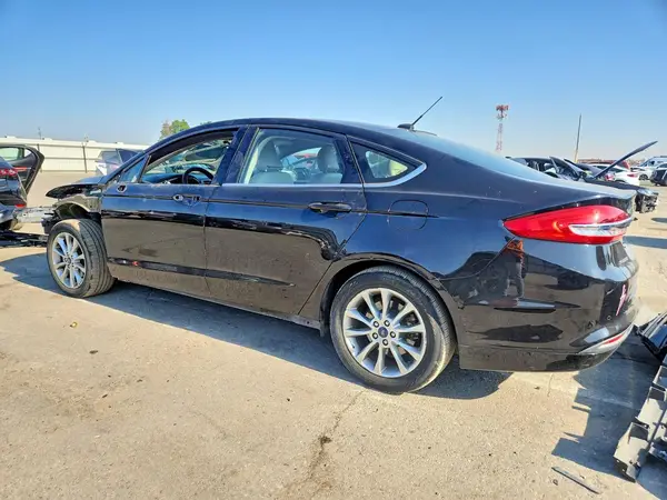 3FA6P0H79HR180569 2017 FORD FUSION - Image 2