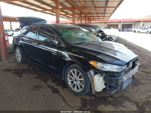 3FA6P0H79HR182127 2017 FORD FUSION - Image 1
