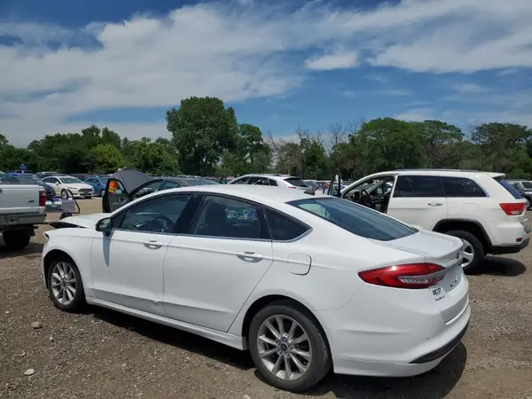 3FA6P0H79HR185450 2017 FORD FUSION - Image 2