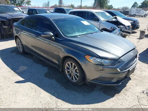 3FA6P0H79HR198571 2017 FORD FUSION - Image 1