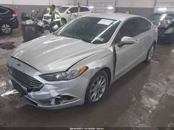 3FA6P0H79HR213070 2017 FORD FUSION - Image 2