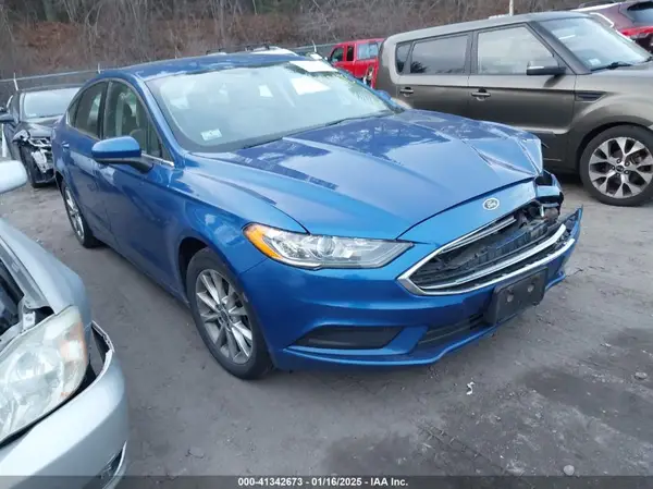 3FA6P0H79HR217636 2017 FORD FUSION - Image 1