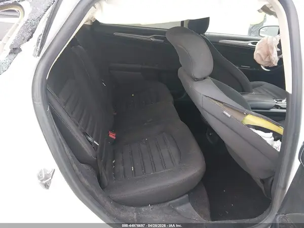 3FA6P0H79HR272393 2017 FORD FUSION - Image 8