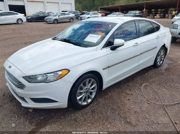 3FA6P0H79HR279392 2017 FORD FUSION - Image 2