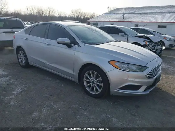 3FA6P0H79HR292482 2017 FORD FUSION - Image 1