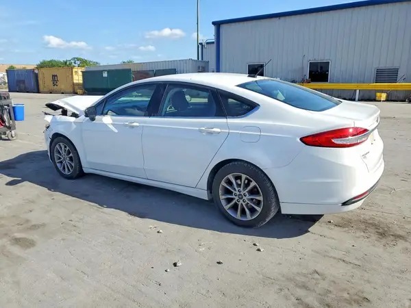 3FA6P0H79HR316473 2017 FORD FUSION - Image 2
