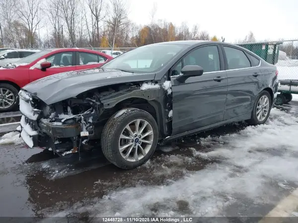 3FA6P0H79HR319843 2017 FORD FUSION - Image 2