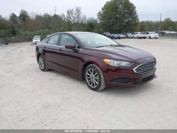 3FA6P0H79HR338988 2017 FORD FUSION - Image 1