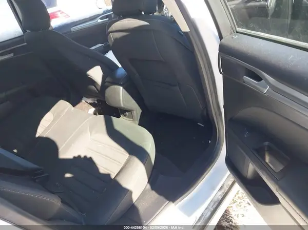 3FA6P0H79HR359212 2017 FORD FUSION - Image 8