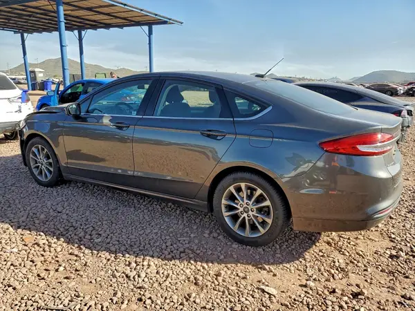3FA6P0H79HR368623 2017 FORD FUSION - Image 2