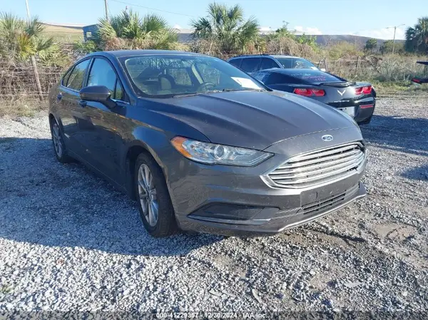 3FA6P0H79HR393005 2017 FORD FUSION - Image 1