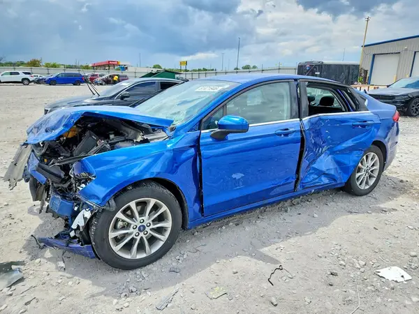 3FA6P0H79HR398088 2017 FORD FUSION - Image 1