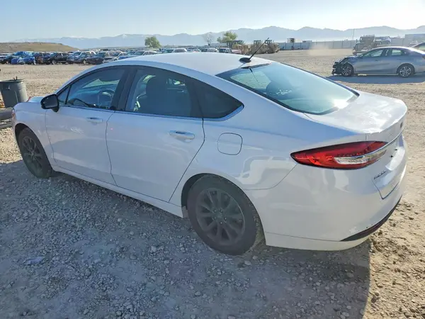 3FA6P0H79HR399631 2017 FORD FUSION - Image 2