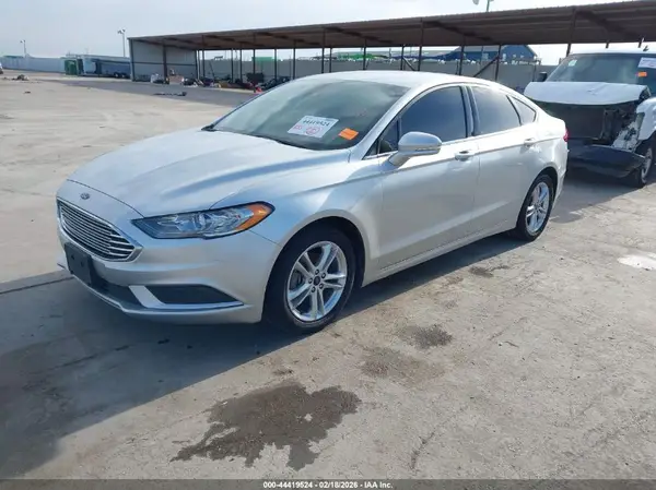 3FA6P0H79JR125903 2018 FORD FUSION - Image 2