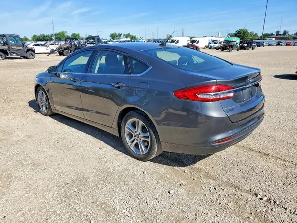 3FA6P0H79JR140658 2018 FORD FUSION - Image 2
