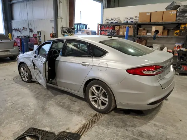 3FA6P0H79JR156519 2018 FORD FUSION - Image 2