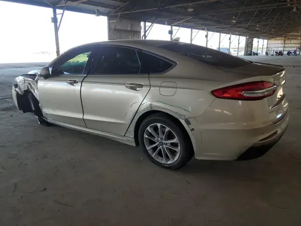 3FA6P0H79KR122467 2019 FORD FUSION - Image 2