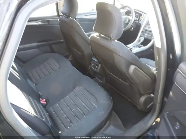 3FA6P0H7XGR101909 2016 FORD FUSION - Image 8