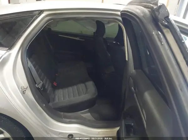 3FA6P0H7XGR119617 2016 FORD FUSION - Image 8