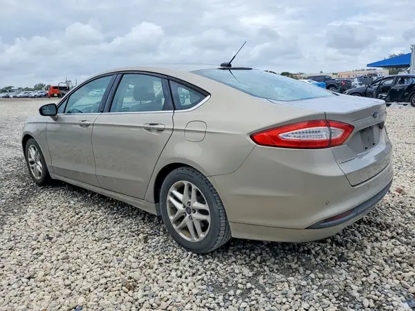 3FA6P0H7XGR130522 2016 FORD FUSION - Image 2