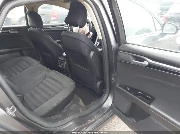3FA6P0H7XGR142606 2016 FORD FUSION - Image 8