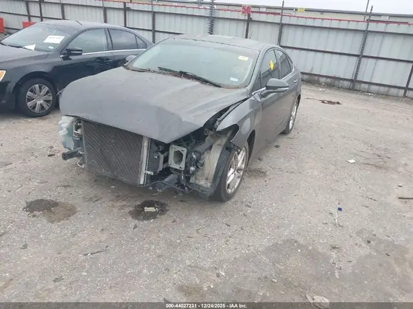 3FA6P0H7XGR143240 2016 FORD FUSION - Image 2