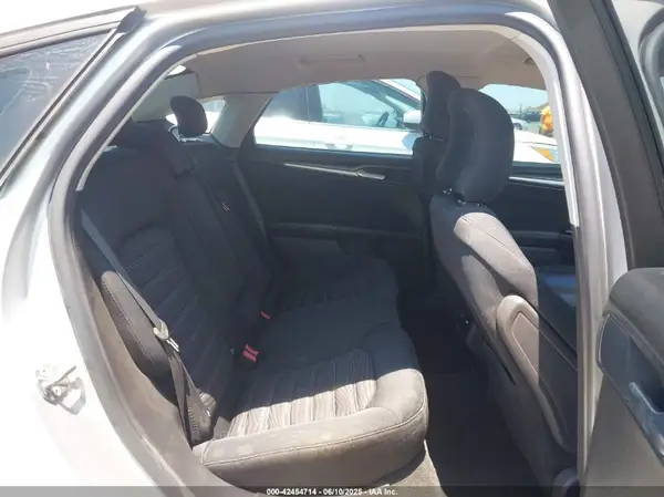 3FA6P0H7XGR152410 2016 FORD FUSION - Image 8