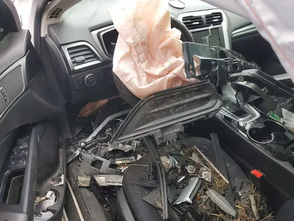 3FA6P0H7XGR172995 2016 FORD FUSION - Image 8