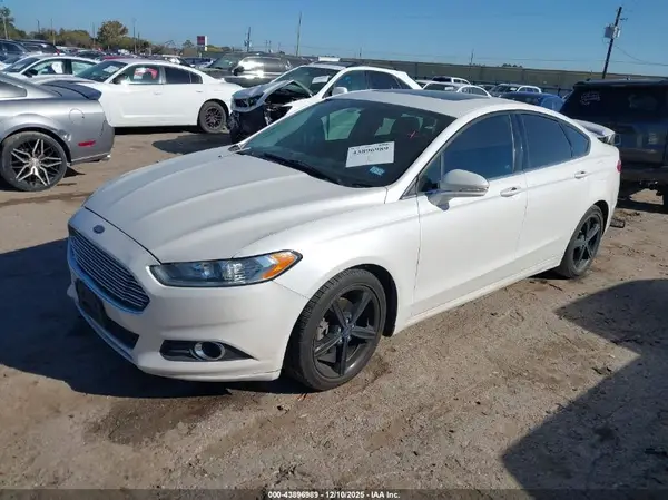 3FA6P0H7XGR182586 2016 FORD FUSION - Image 2