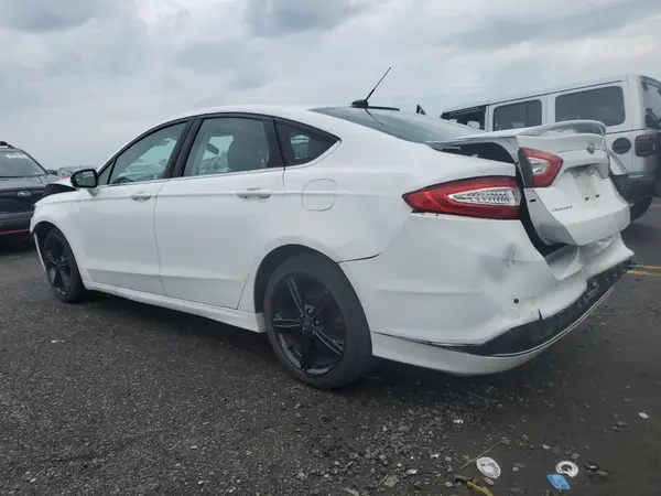 3FA6P0H7XGR183141 2016 FORD FUSION - Image 2