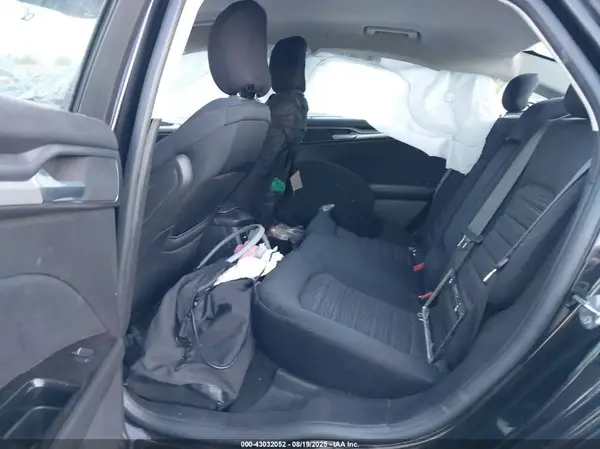 3FA6P0H7XGR246996 2016 FORD FUSION - Image 8
