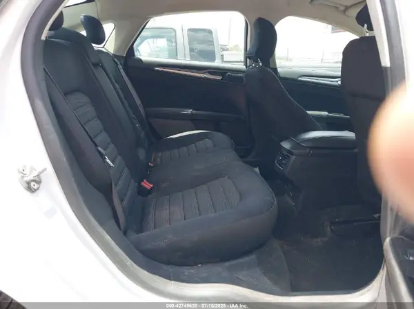3FA6P0H7XGR262308 2016 FORD FUSION - Image 8