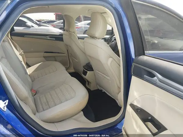 3FA6P0H7XGR267704 2016 FORD FUSION - Image 8