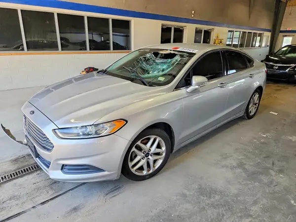3FA6P0H7XGR285586 2016 FORD FUSION - Image 1