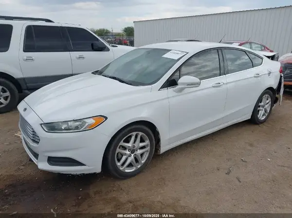 3FA6P0H7XGR306906 2016 FORD FUSION - Image 2