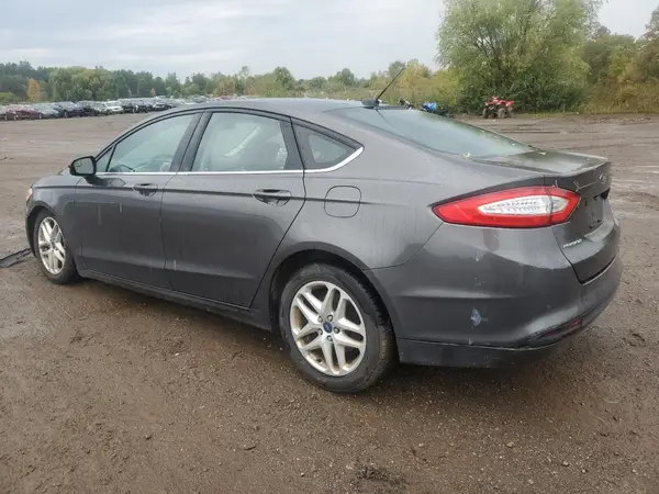 3FA6P0H7XGR310597 2016 FORD FUSION - Image 2