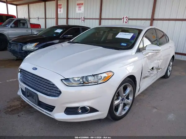 3FA6P0H7XGR314391 2016 FORD FUSION - Image 2