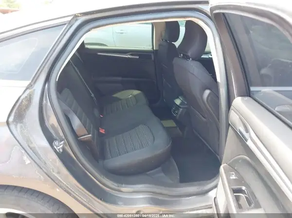 3FA6P0H7XGR319039 2016 FORD FUSION - Image 8