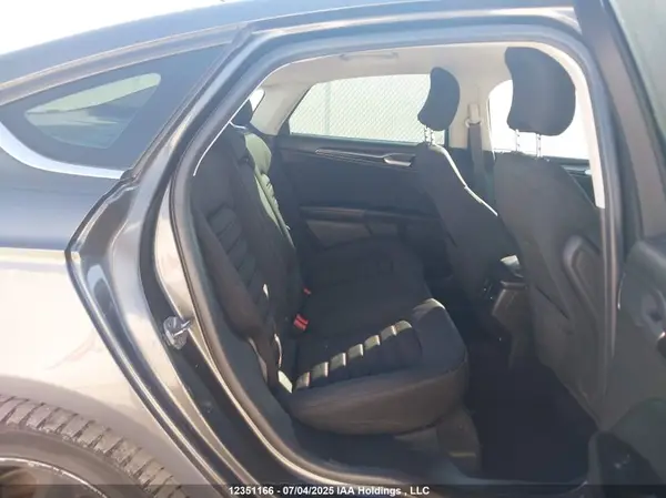 3FA6P0H7XGR321230 2016 FORD FUSION - Image 8