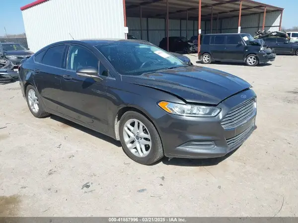 3FA6P0H7XGR330025 2016 FORD FUSION - Image 1