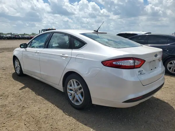 3FA6P0H7XGR339601 2016 FORD FUSION - Image 2