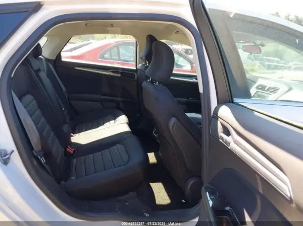 3FA6P0H7XGR349416 2016 FORD FUSION - Image 8