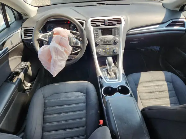 3FA6P0H7XGR358570 2016 FORD FUSION - Image 8