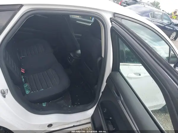 3FA6P0H7XGR380357 2016 FORD FUSION - Image 8