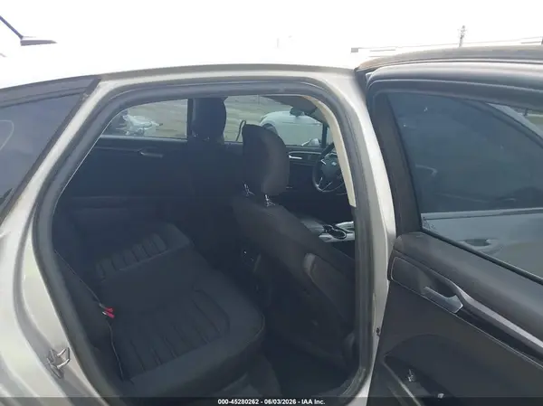 3FA6P0H7XGR382433 2016 FORD FUSION - Image 8