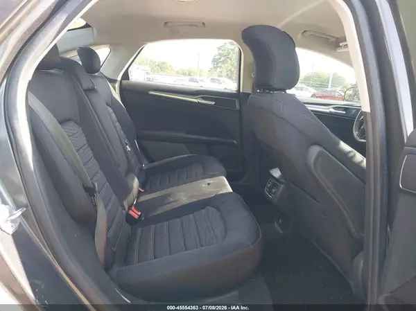3FA6P0H7XGR383582 2016 FORD FUSION - Image 8